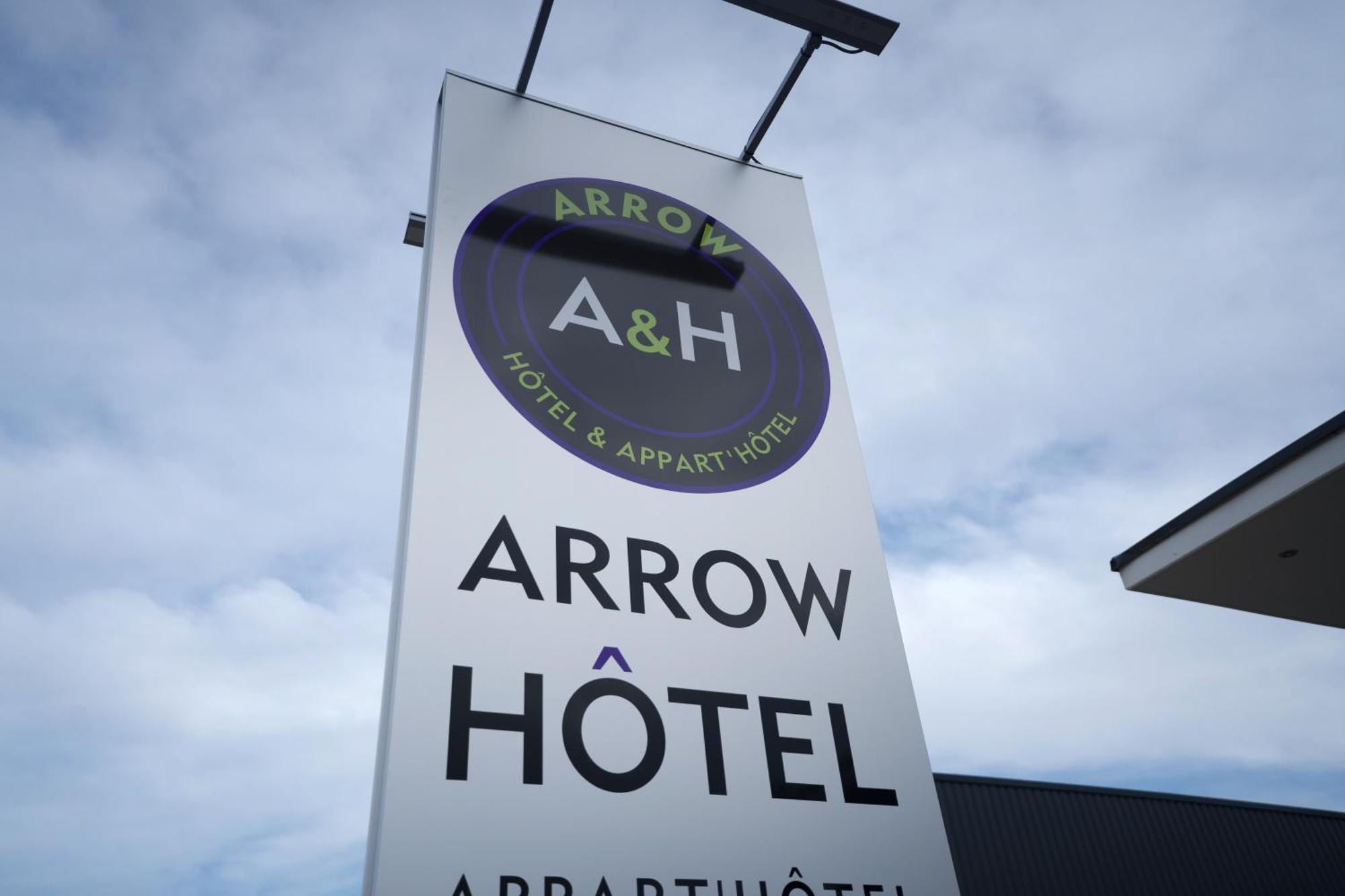 Arrow Hotel Hegenheim Exterior photo